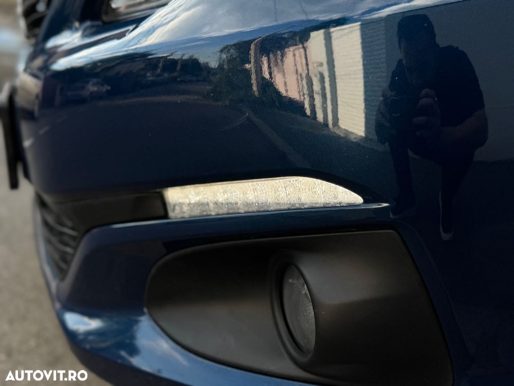 Peugeot 301 1.2 PureTech Active - 11