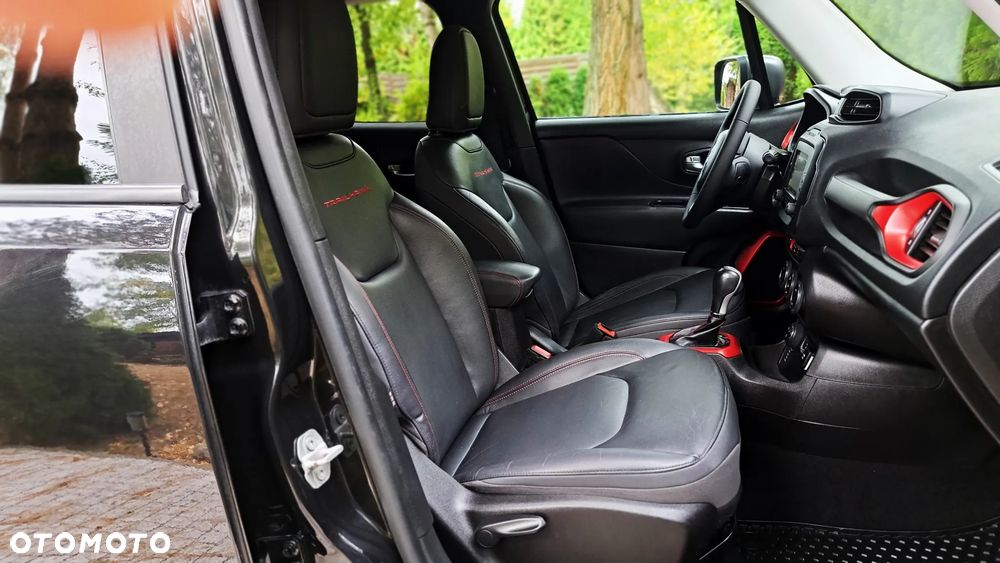 Jeep Renegade - 15