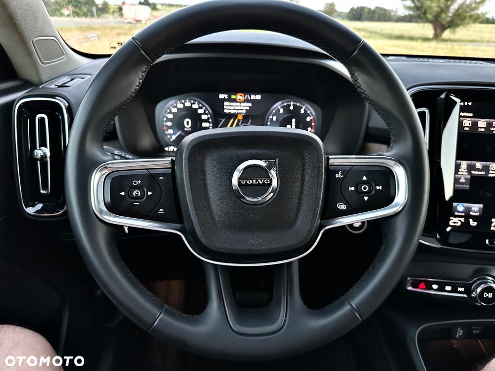 Volvo XC 40 T2 Plus Bright - 13