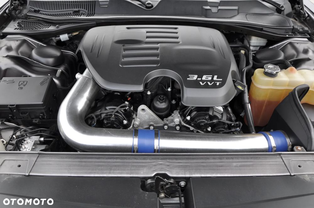 Dodge Challenger - 28