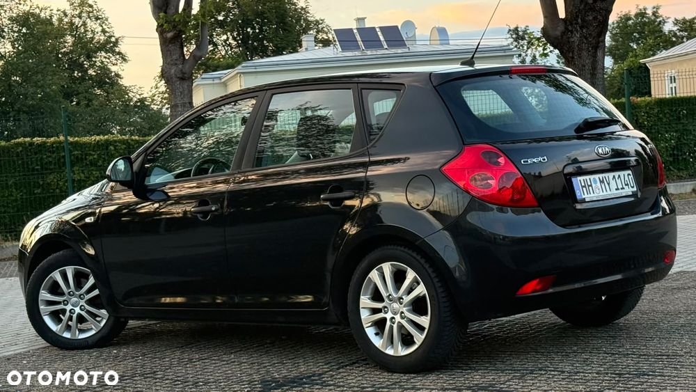 Kia Ceed 1.4 CVVT EX - 33