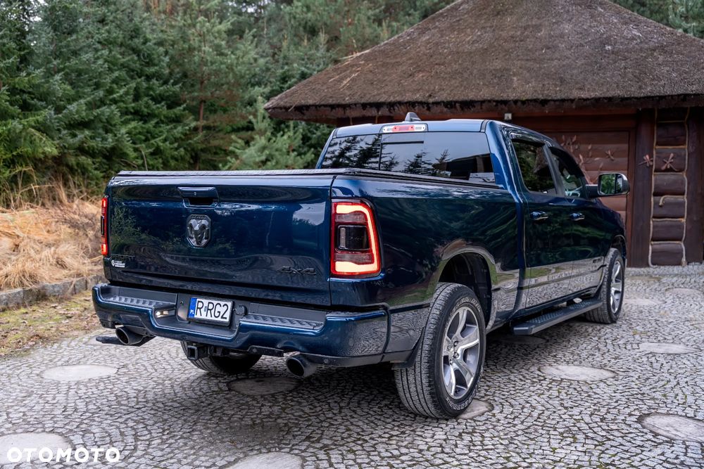 Dodge RAM 5.7 4x4 - 14