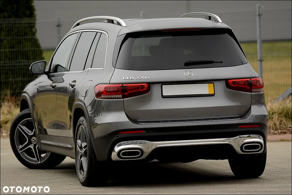 Mercedes-Benz GLB 220 d 8G-DCT AMG Line - 3