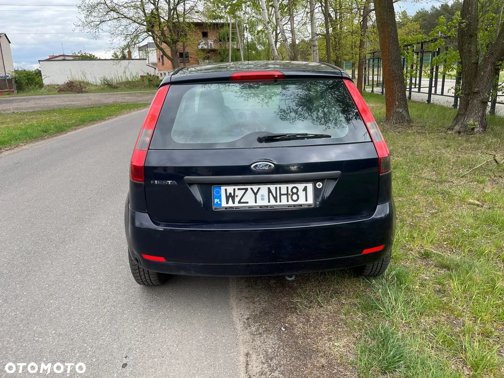 Ford Fiesta 1.3 - 4