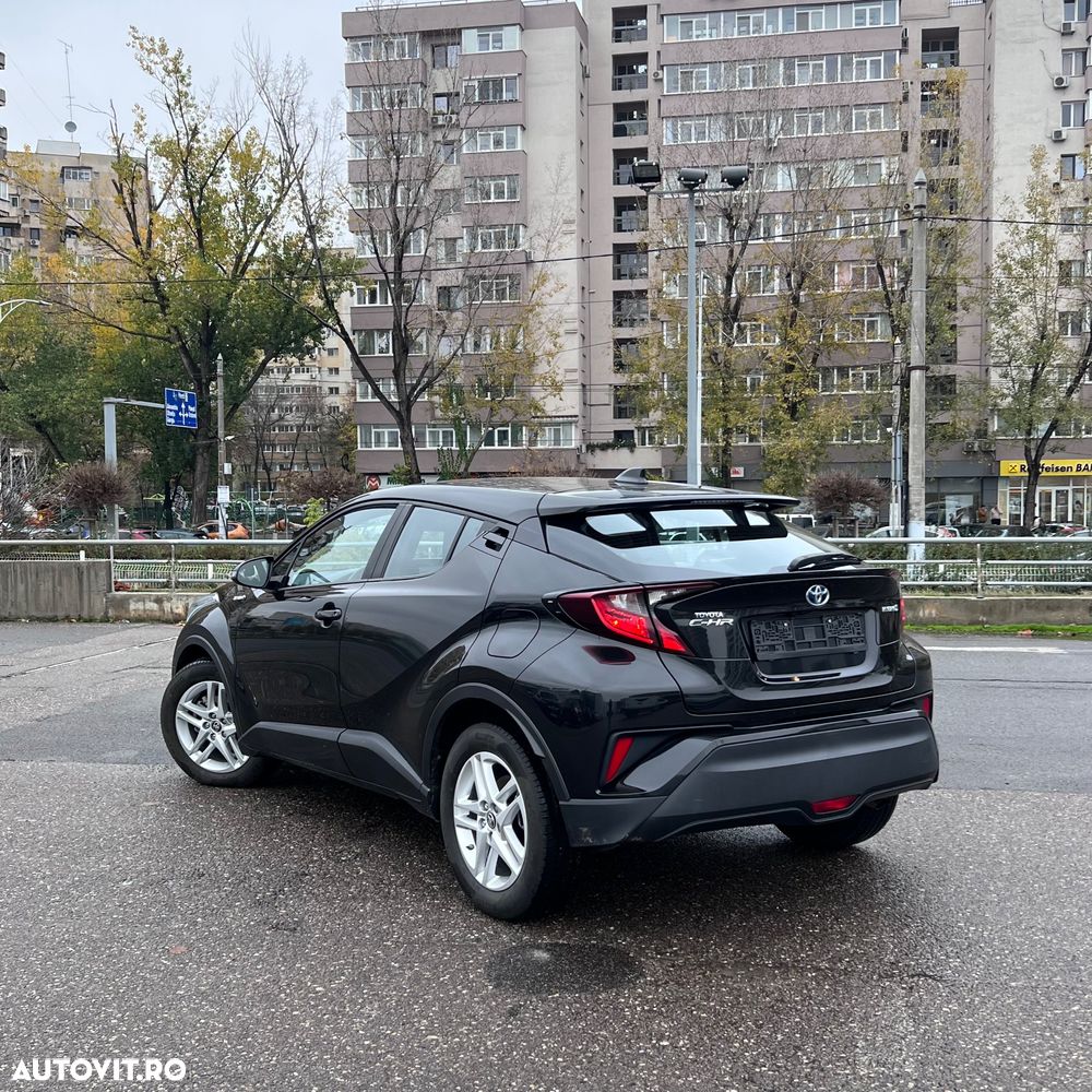 Toyota C-HR Hybrid Business-Edition - 3