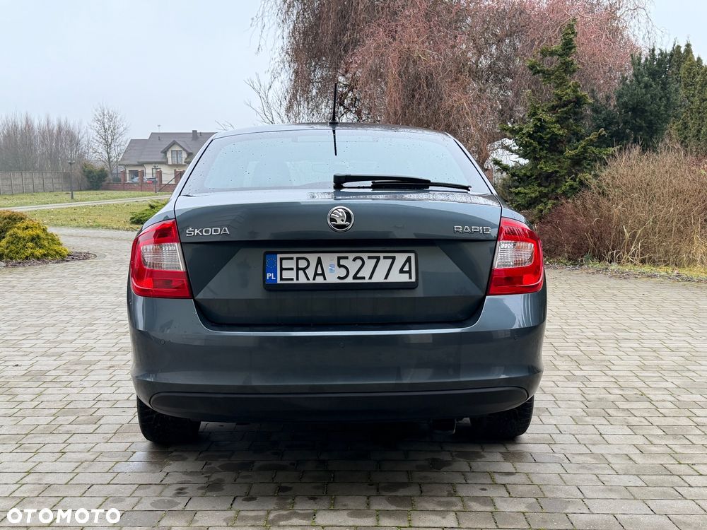 Skoda RAPID 1.2 TSI Style - 9