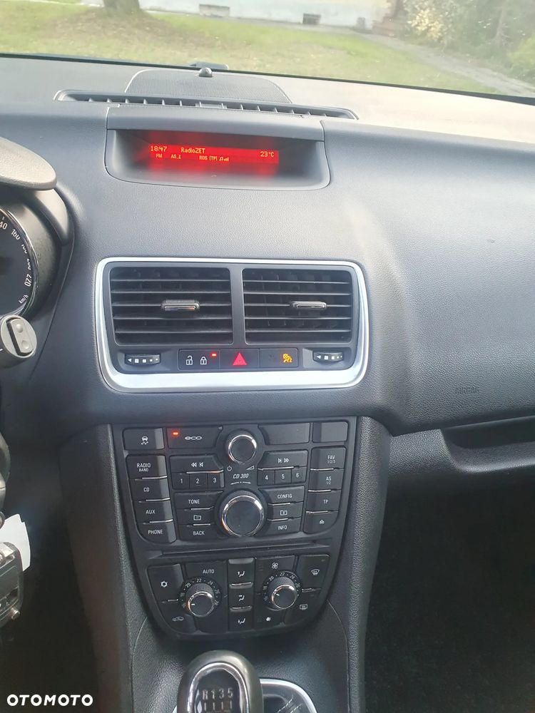 Opel Meriva 1.4 T Cosmo - 25