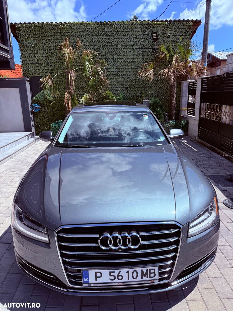 AUDI A8