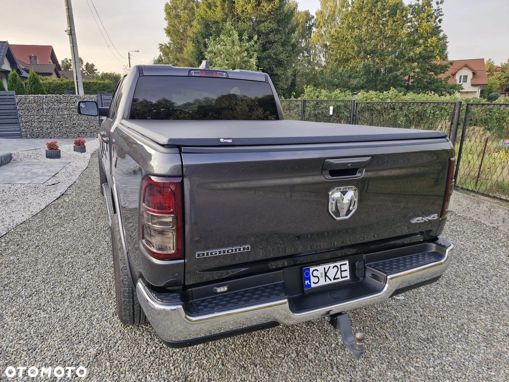 RAM 1500 ver-5-7-quad-cab-laramie - 4