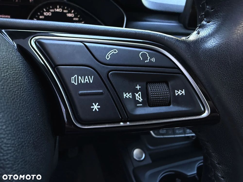 Audi A4 Avant 2.0 TDI ultra design - 28