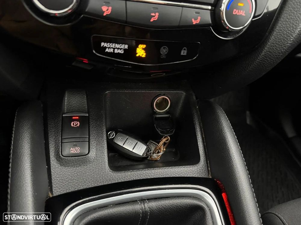 Nissan Qashqai 1.2 DIG-T N-Connecta - 39
