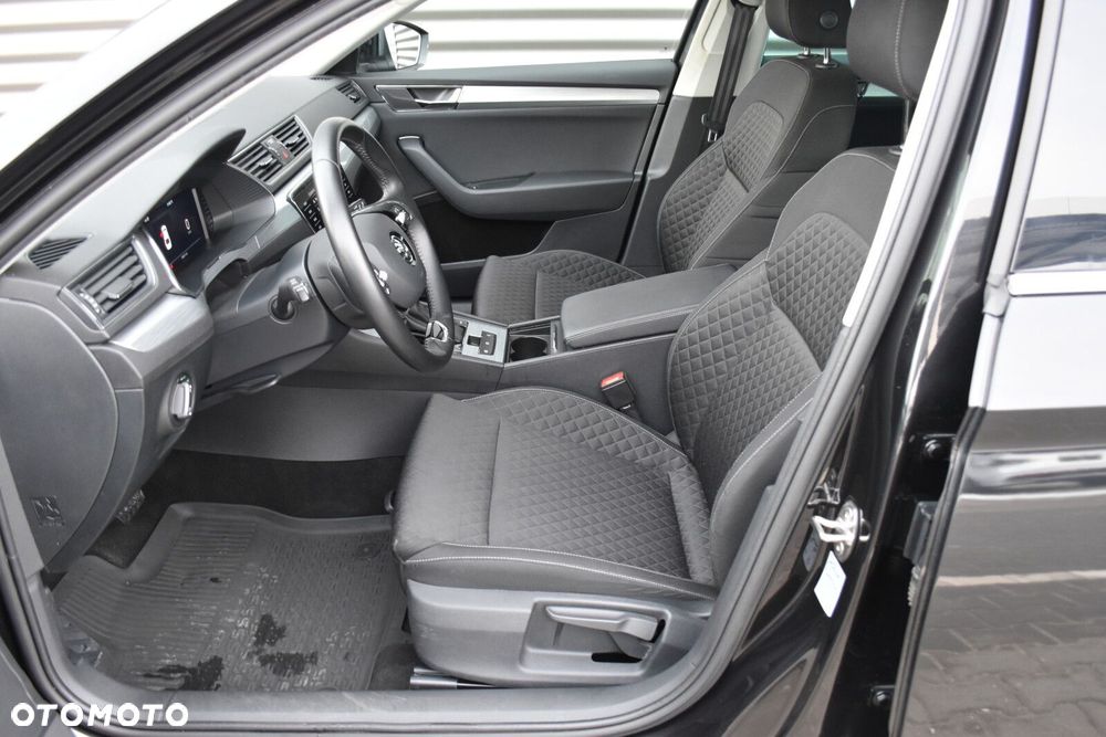 Skoda Superb 2.0 TDI SCR Ambition DSG - 25