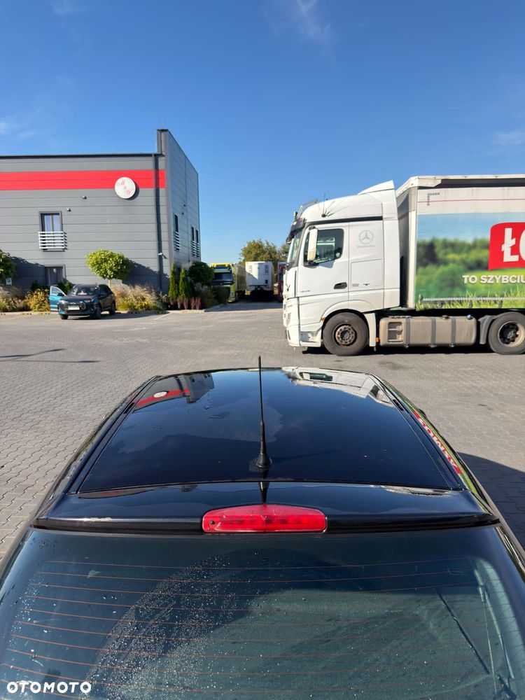 Opel Astra 1.6 Sport - 12