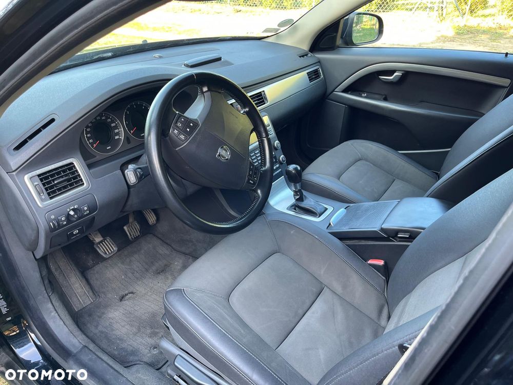 Volvo V70 2.0D Momentum - 7