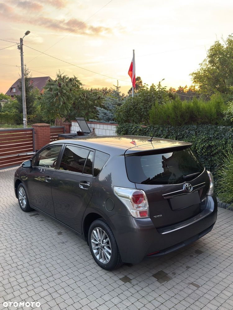 Toyota Verso 1.6 - 7