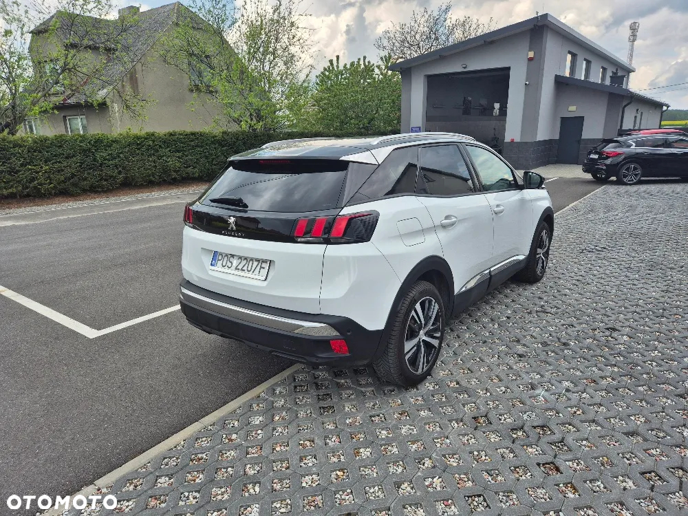 Peugeot 3008 1.2 PureTech Allure Pack S&S - 5