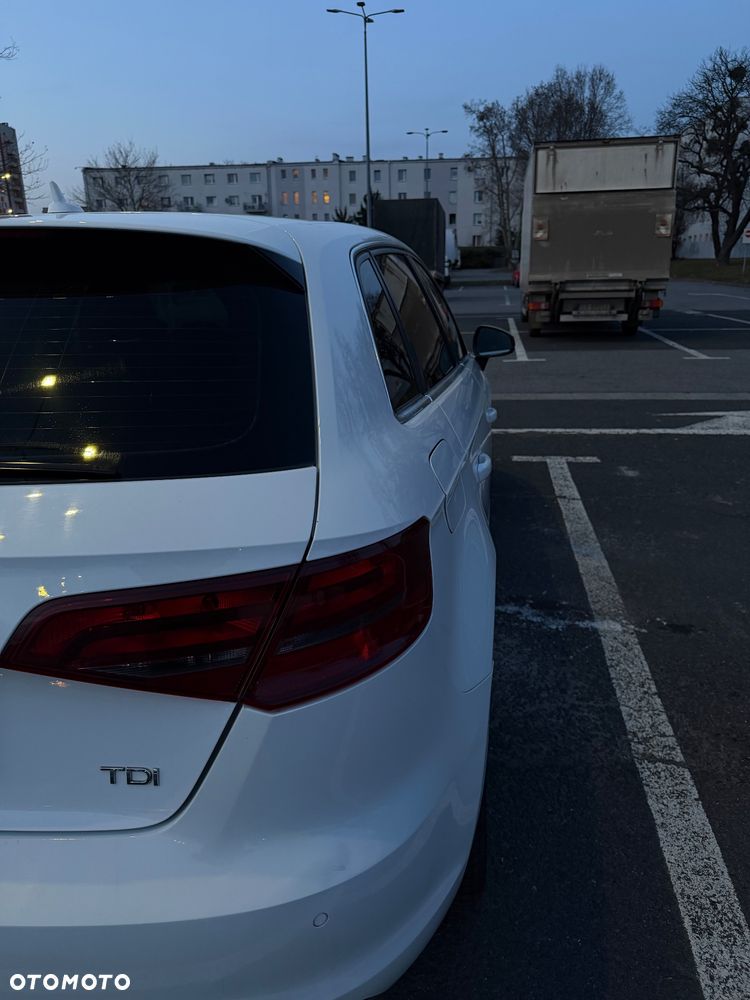 Audi A3 Sportback 1.6 TDI - 4