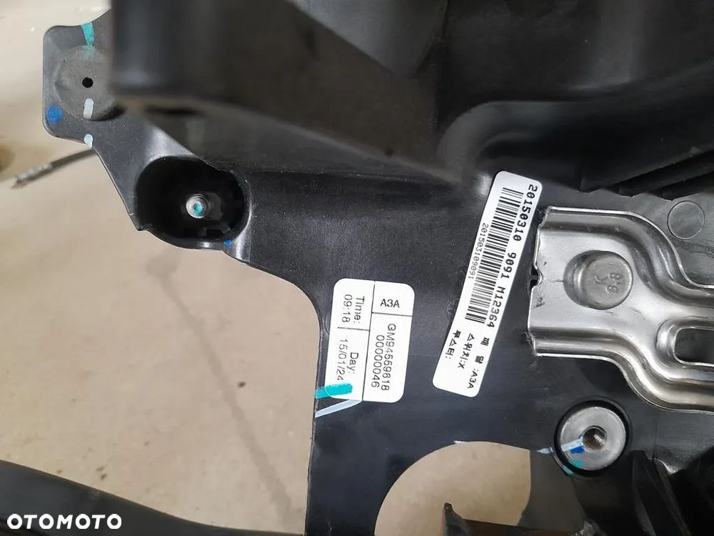 pedał pedały sprzęgła hamulca gazu Opel Mokka 1.6b europa - 3