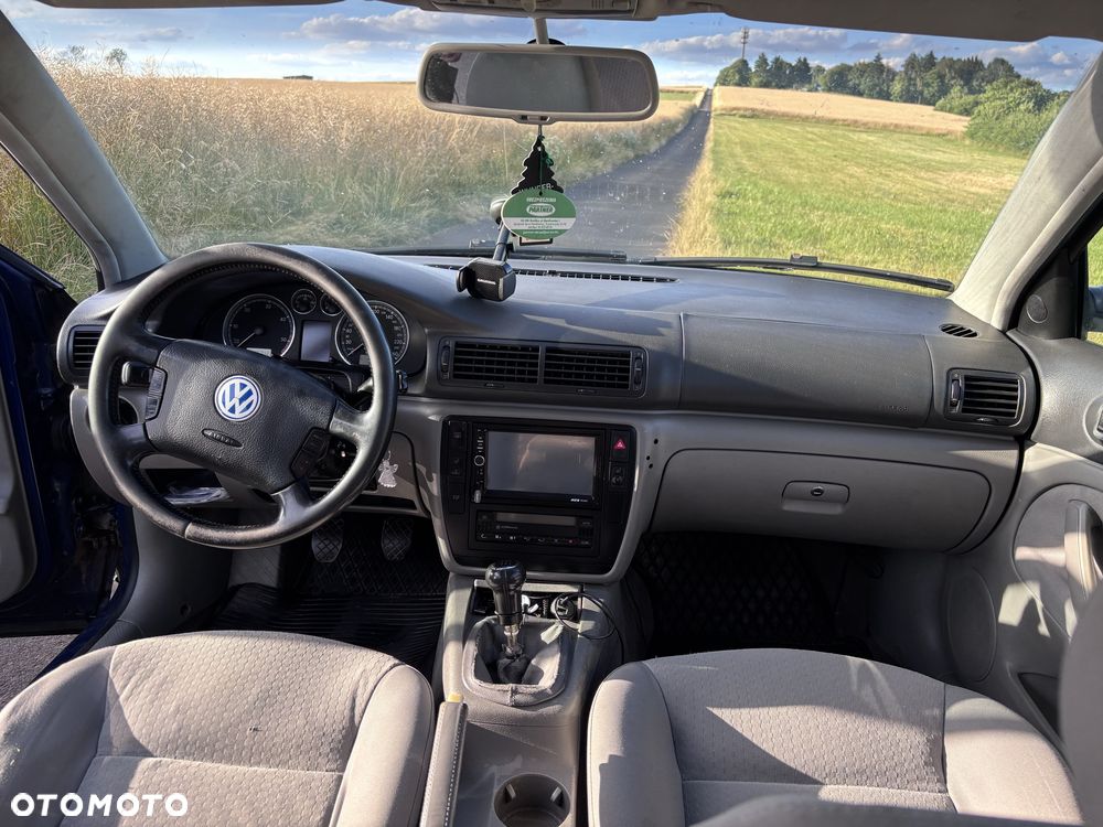 Volkswagen Passat Variant - 7