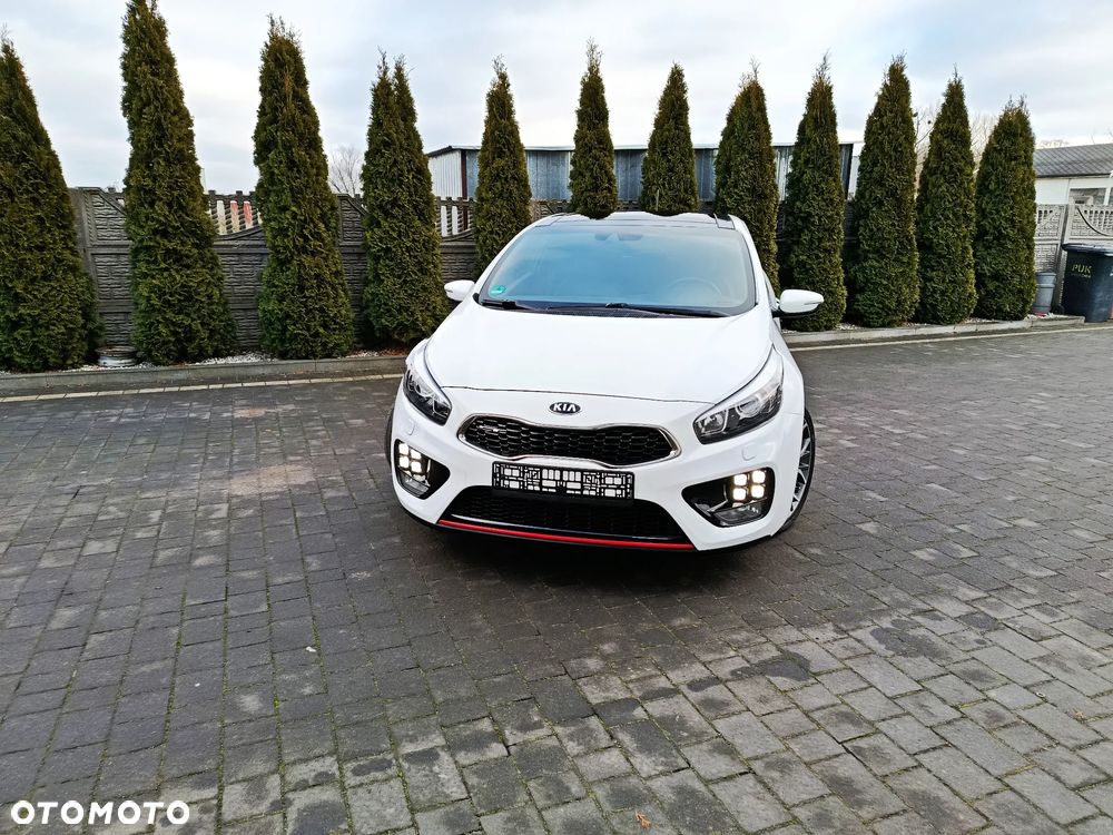 Kia Ceed 1.6 T-GDI GT-Challenge - 11