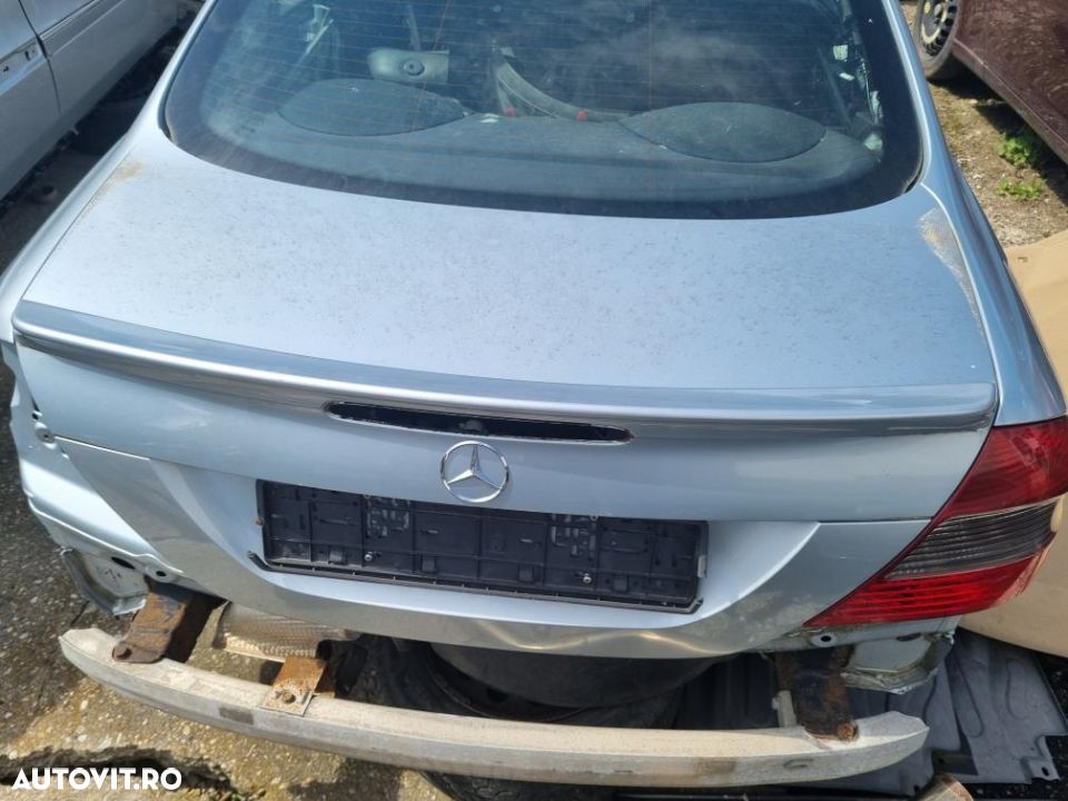 portbagaj mercedes clk w209 in starr foarte buna - 1