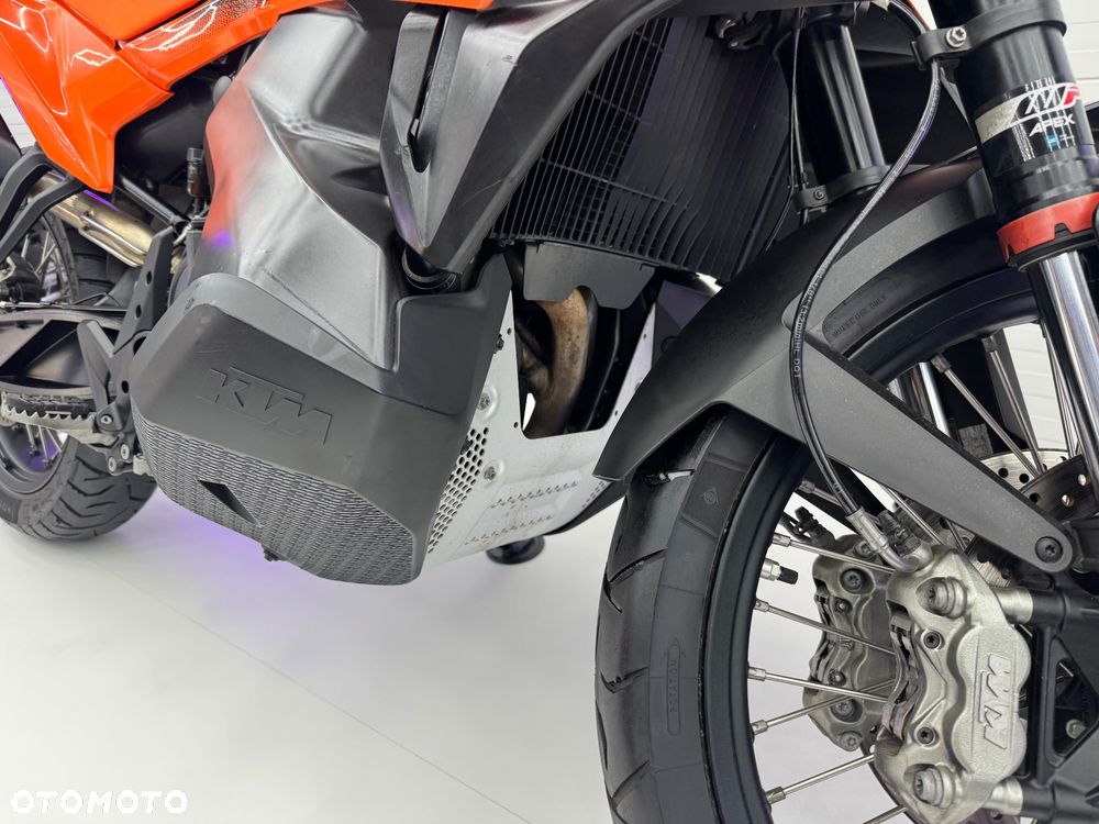 KTM Adventure - 13
