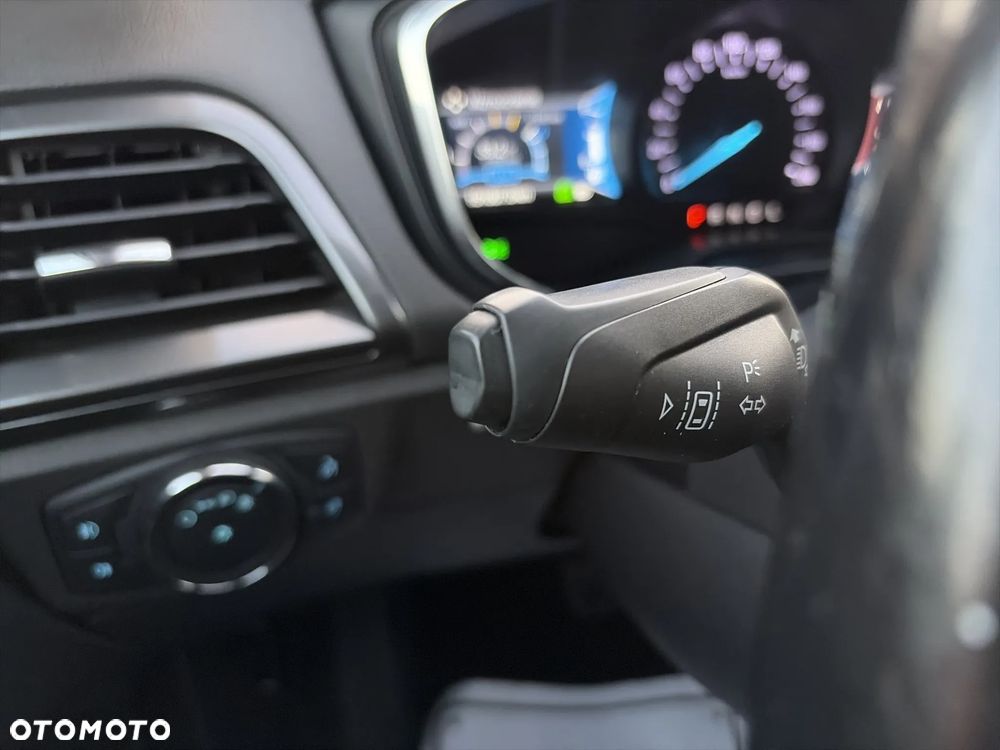 Ford Mondeo 2.0 Hybrid Titanium - 34