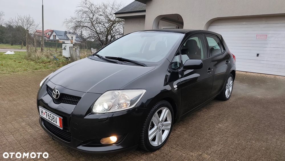 Toyota Auris 2.2 D-4D D-CAT - 37