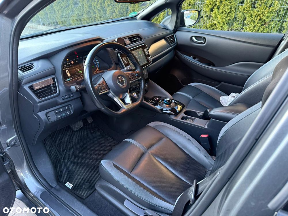 Nissan Leaf 62 kWh e+ Tekna - 25