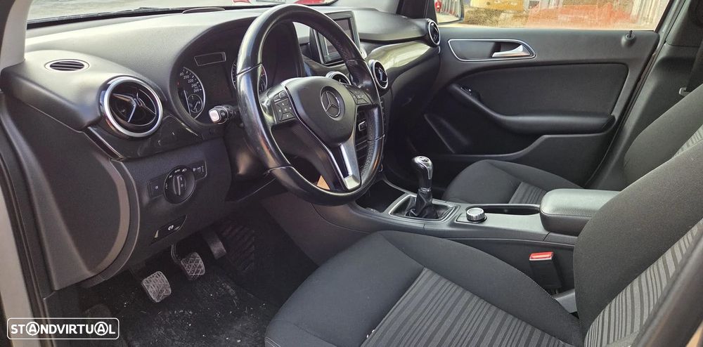 Mercedes-Benz B 180 CDI BlueEFFICIENCY 114g - 8