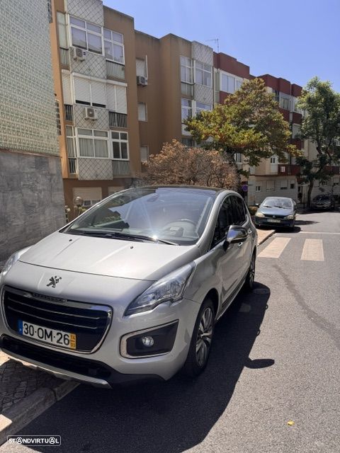 Peugeot 3008 1.6 HDi Allure - 1