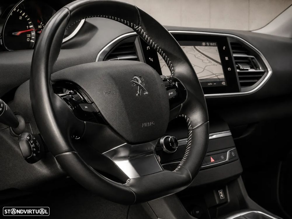 Peugeot 308 SW 1.5 BlueHDi Allure - 18