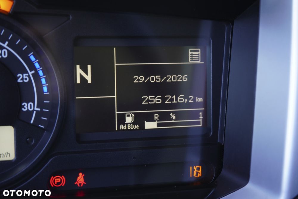Renault / D 12 / 210 / ACC / EURO 6 / CHŁODNIA / ŁAD. 5950 KG / 11 PALET - 12