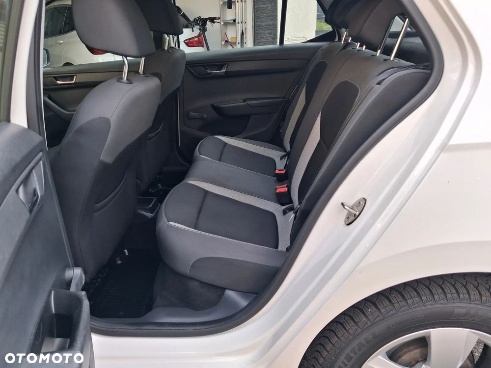 Skoda Fabia 1.0 TSI Ambition - 12