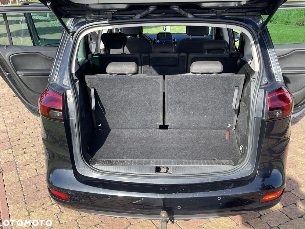 Opel Zafira - 10