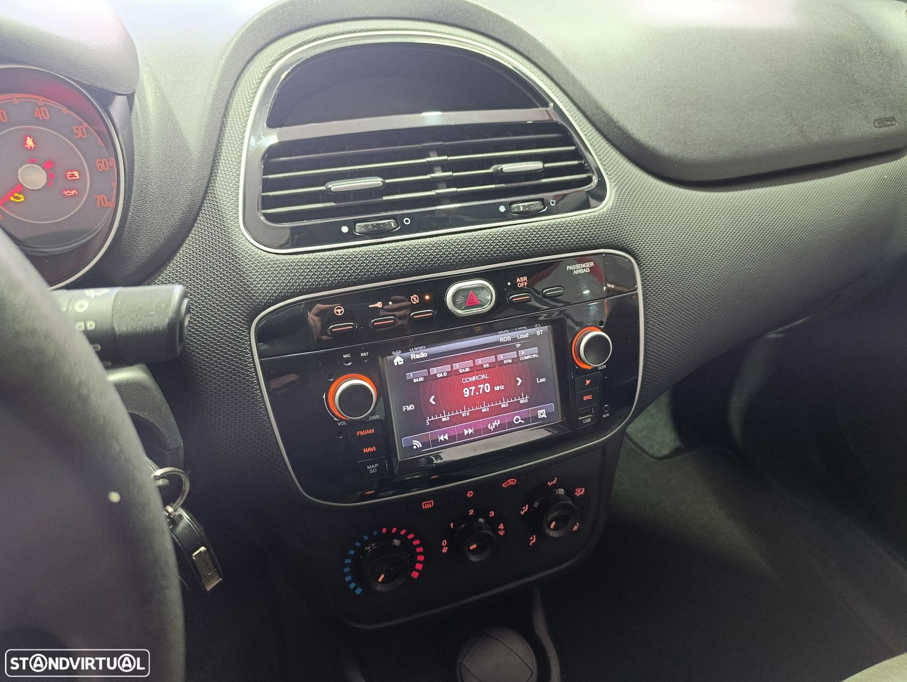 Fiat Punto 1.2 Young II S&S - 10