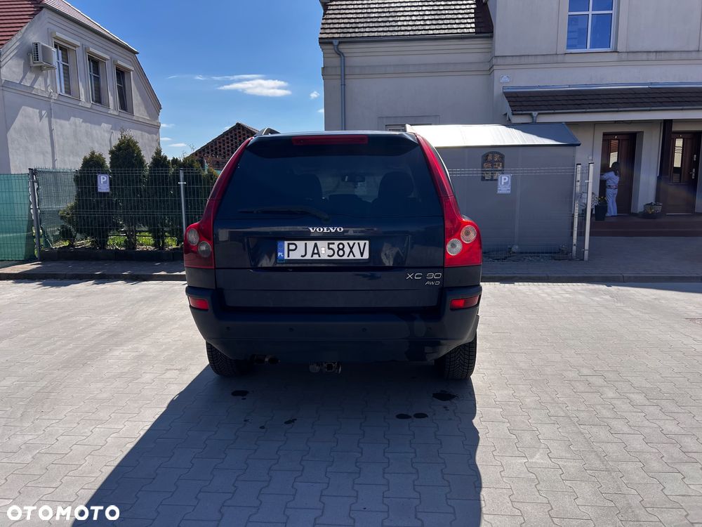 Volvo XC 90 - 4