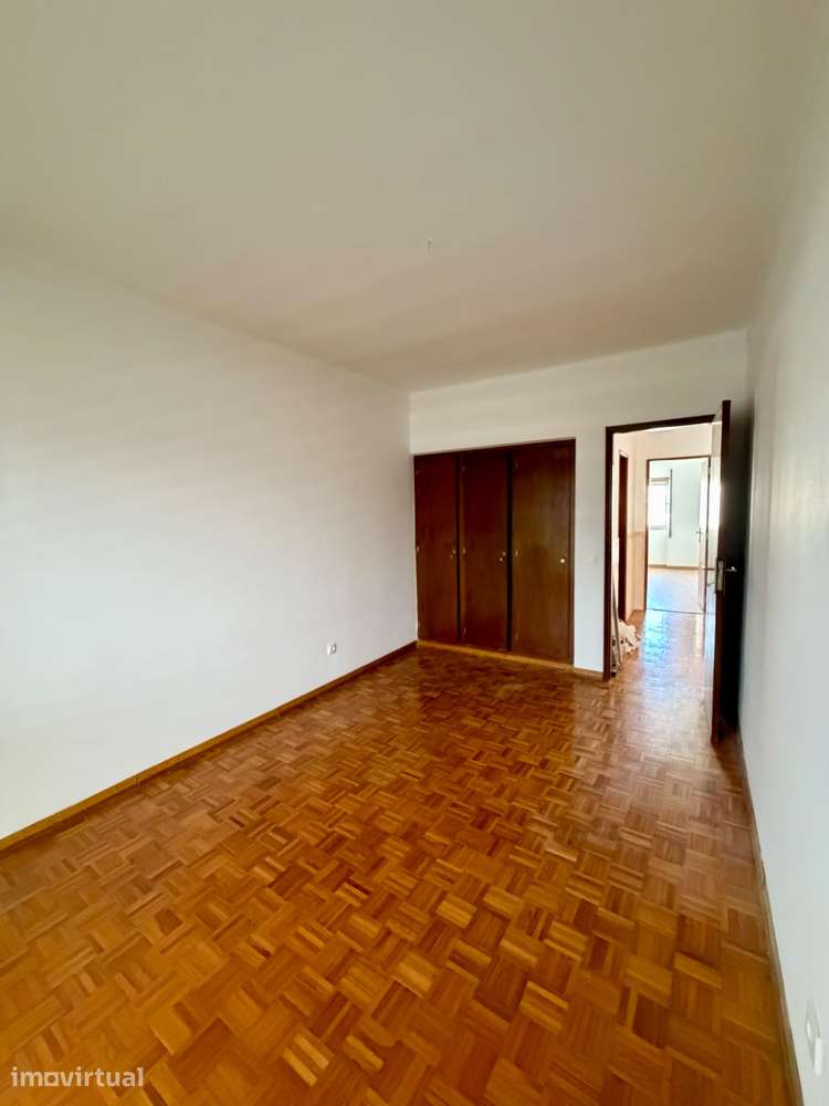Apartamento T2, acabado de renovar, central - Grande imagem: 4/8