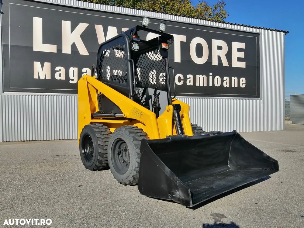Bobcat MINIINCARCATOR FRONTAL PNEU RIGID RAM ITALIA - 9