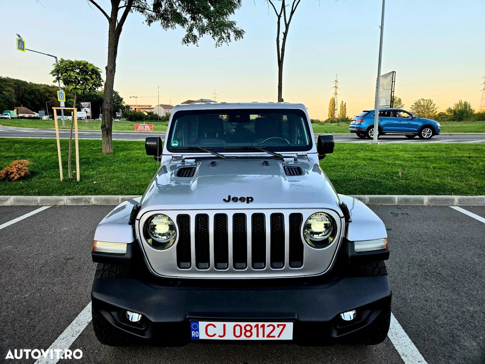 Jeep Wrangler - 2