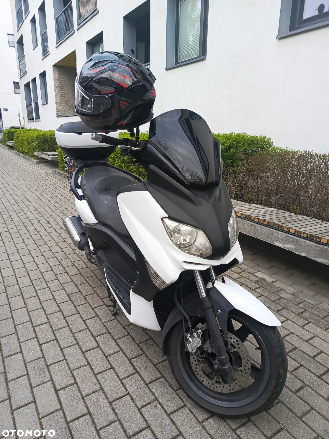 Yamaha X-max - 4