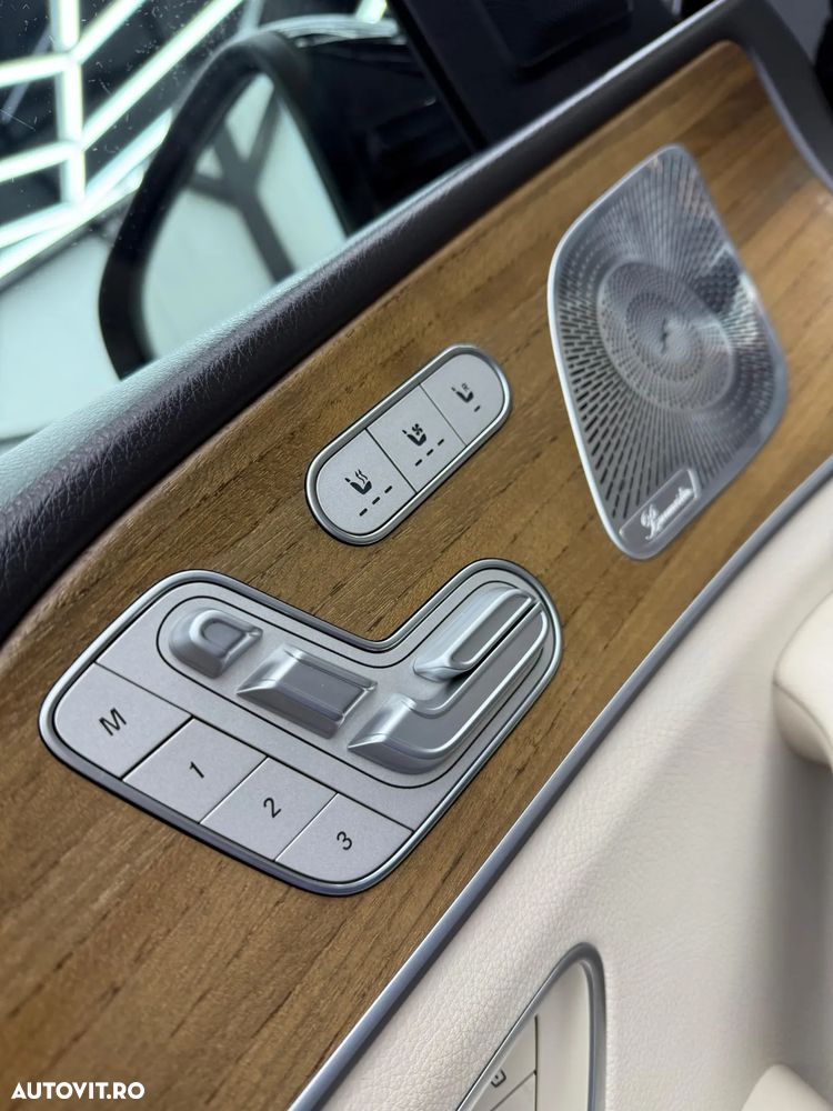 Mercedes-Benz GLS - 14