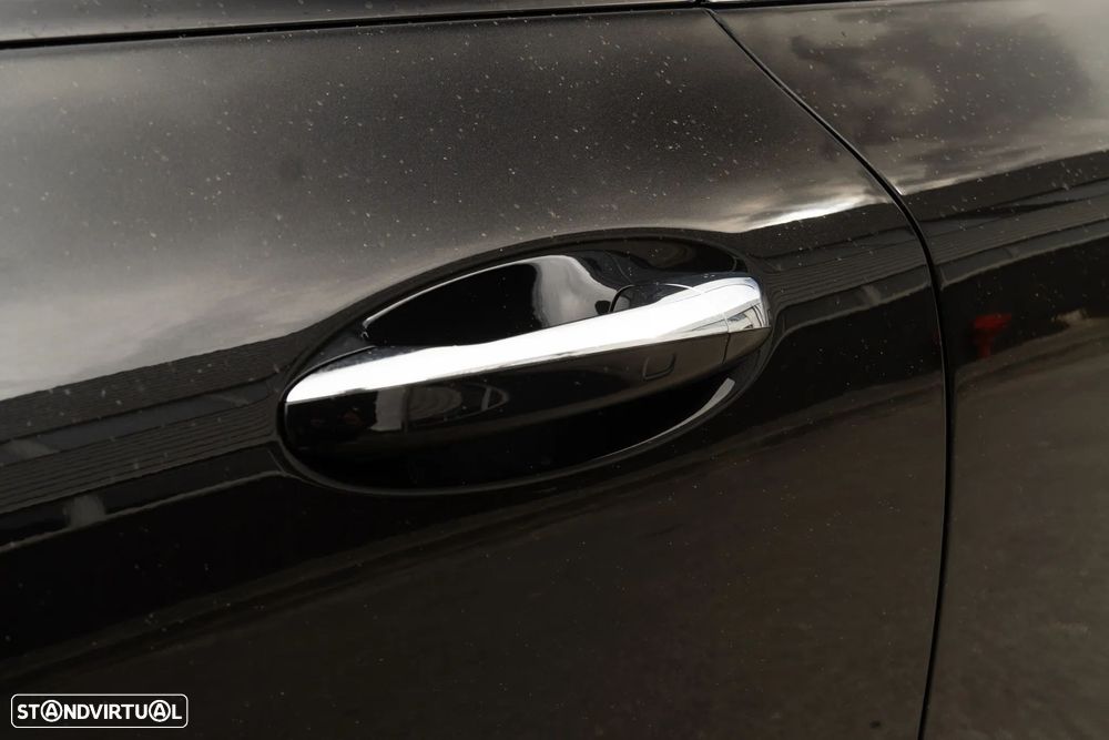 Mercedes-Benz E 220 d AMG Line - 51