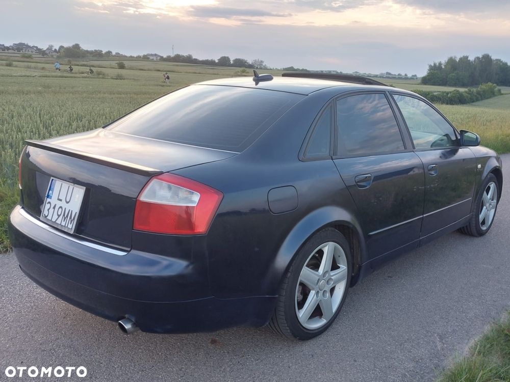 Audi A4 Limousine - 2