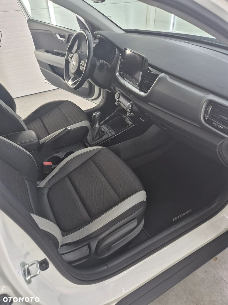 Kia Stonic - 16