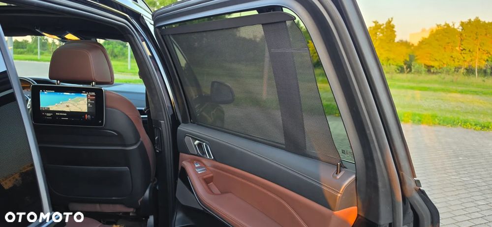 BMW X7 - 26