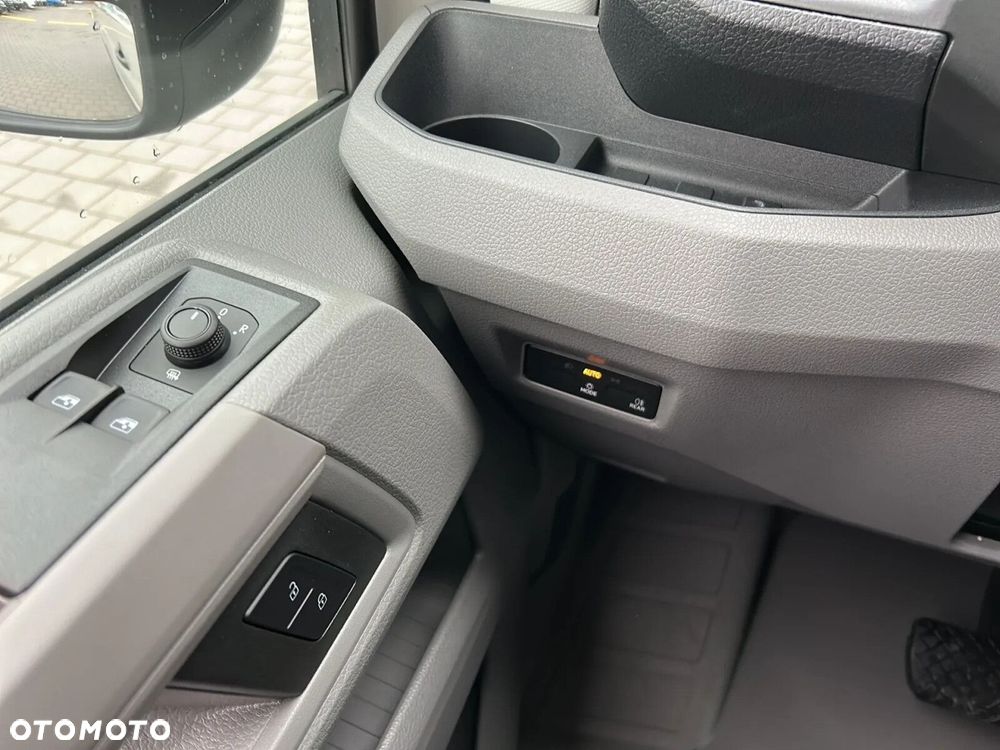 Volkswagen Crafter 35 Furgon AUTOMAT/L4H3, 2.0BiTDI 177KM, 4490mm, Wysoki dach, r.o. 4490 - 15