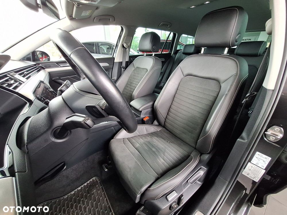 Volkswagen Passat Variant 2.0 TDI 4Mot Elegance DSG - 14