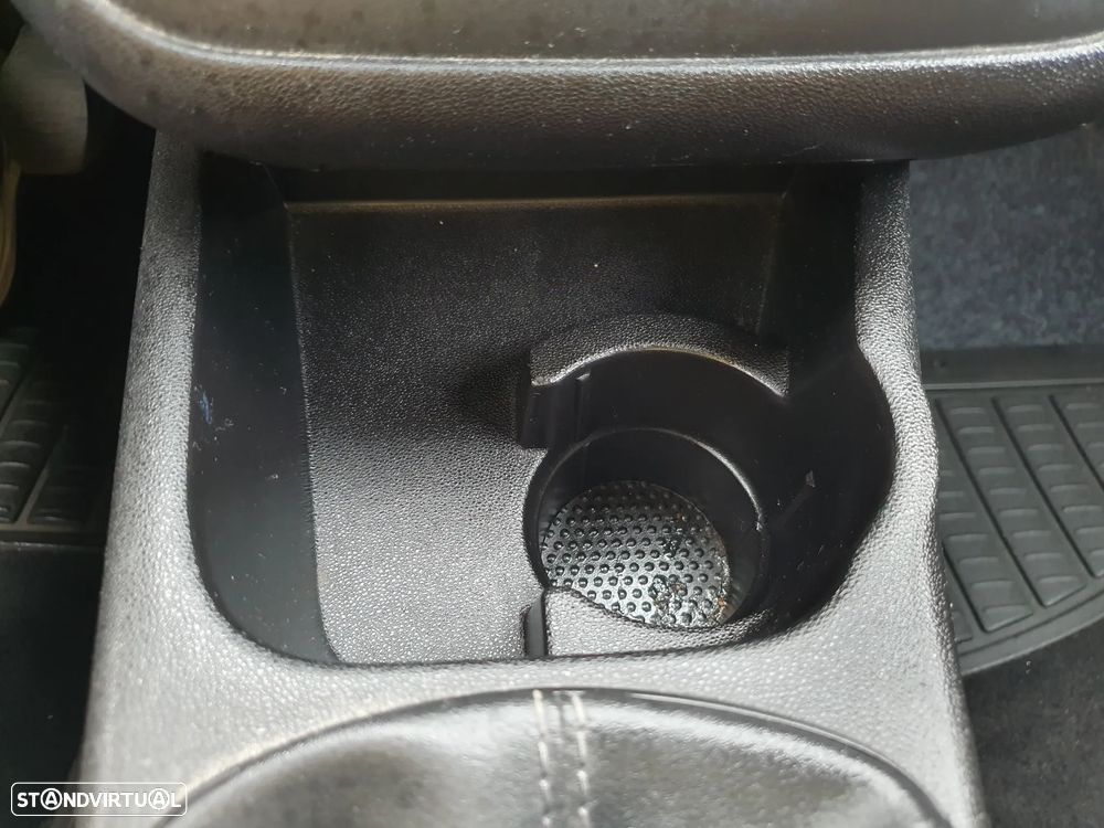 Fiat Punto 1.2 Lounge Start&Stop - 20