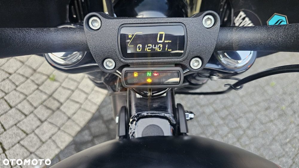 Harley-Davidson Softail Street Bob - 5